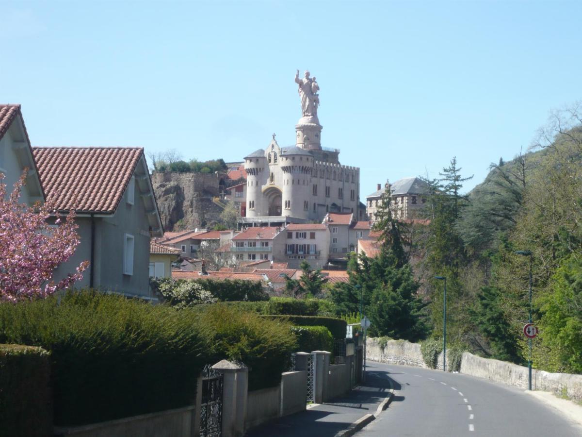 Le Petit St Jacques Apartment Le Puy-en-Velay Exterior foto